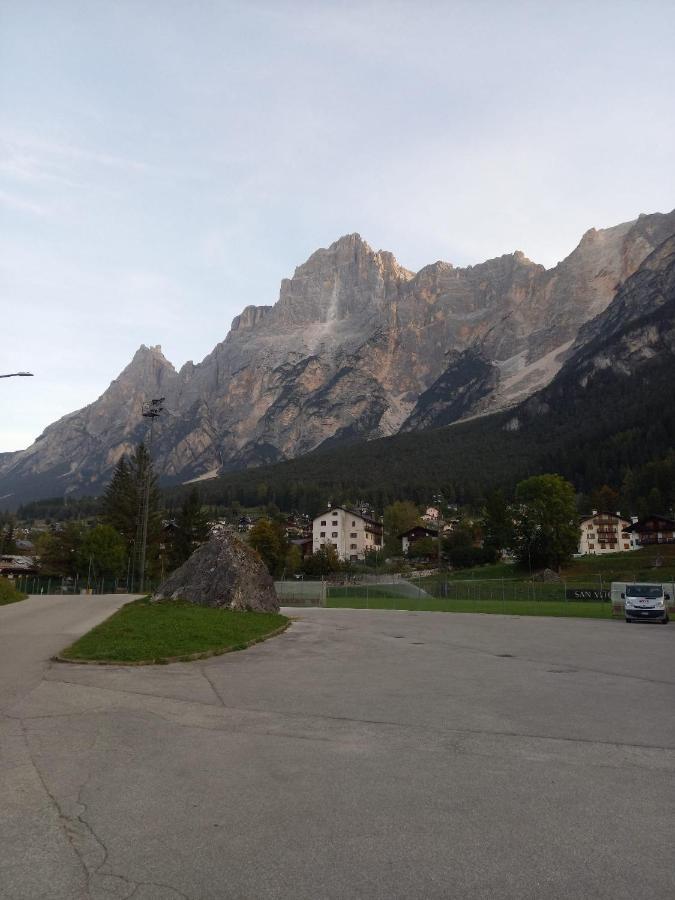 Appartamento Vale E Schena Cortina D'Ampezzo Сан-Вито-ди-Кадоре Экстерьер фото
