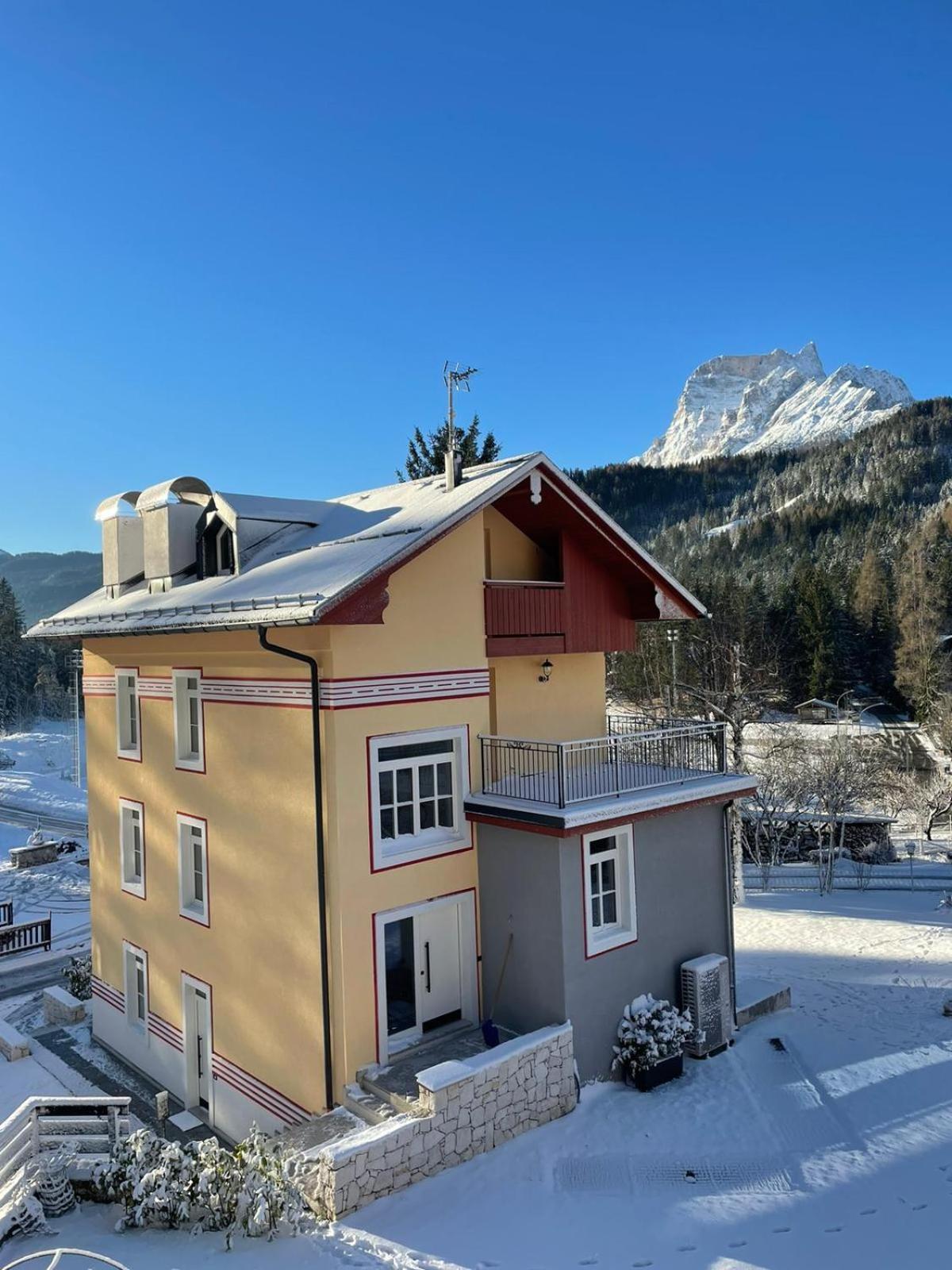 Appartamento Vale E Schena Cortina D'Ampezzo Сан-Вито-ди-Кадоре Экстерьер фото